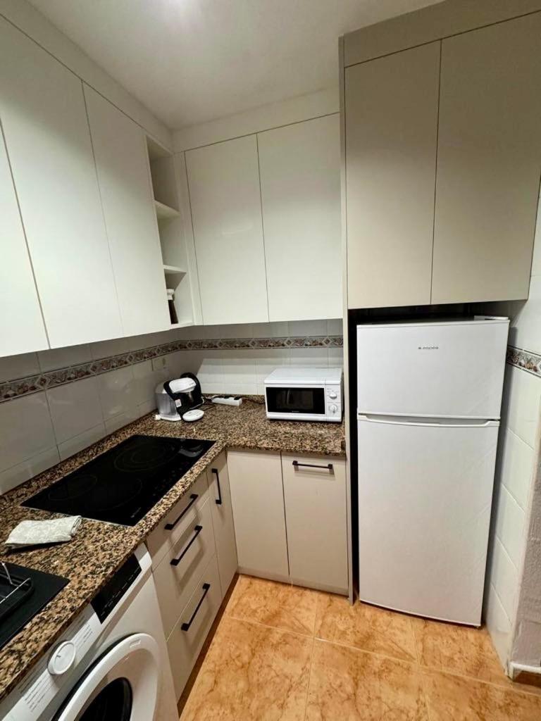 Apartamento Playa Del Cura 또레비에하 외부 사진
